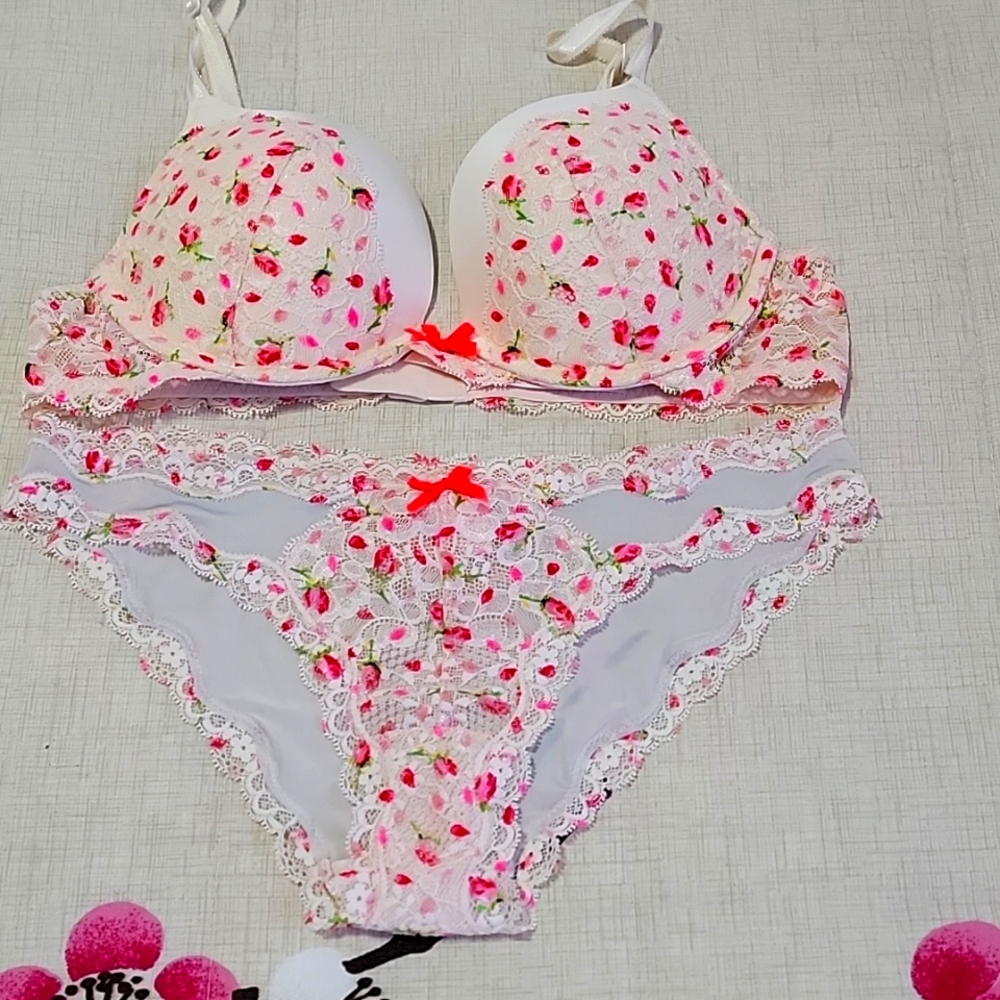 Panty and bra set Victoria  Secret